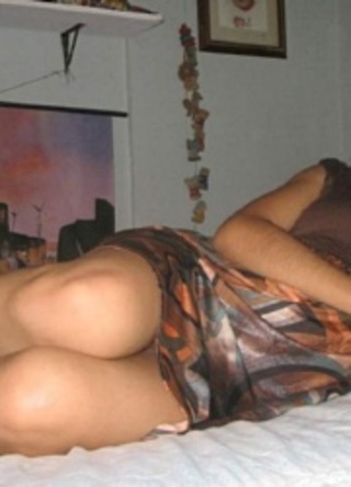impresionante indias morena posar