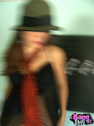 preciosas emo porno fotos