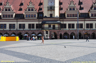 outing broad city square