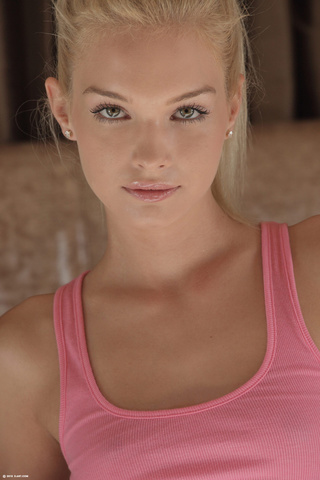 bonita cara rubias barbie