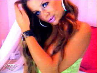 naughty babe perfect forms