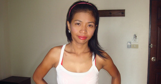 thai babe pleasing cooch