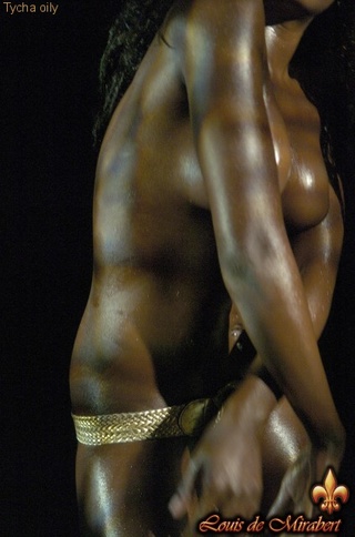 calientes negras belleza oro
