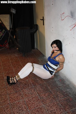 hot brunette babe blue