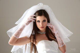 jovencita novia boda vestido