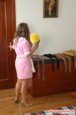 slutty mature room pink