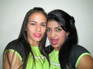 morena hotsweetx5 fresita perform