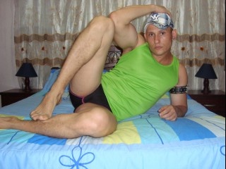 brunette esteban perform anal