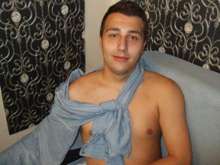 19 yo, boy live sex, short hair, white