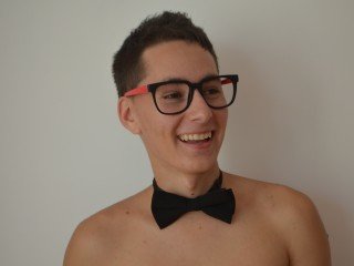 21 yo, boy live sex, short hair, white