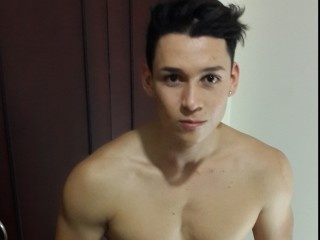 brunette kamilogym