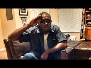 brunette denzel montana perform