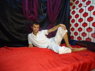 20 yo, boy live sex, short hair, white