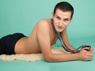brunette simon perform anal