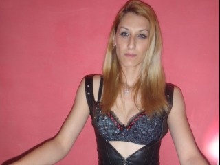 rubias suedoll perform anal