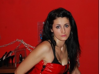 morena slaveroberta perform anal