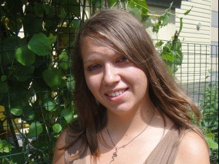24 yo, girl live sex, straight, white