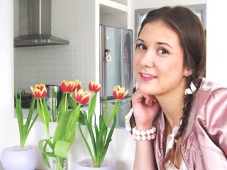 brunette parmun
