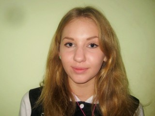 blonde raiqasmile