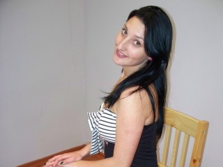 brunette vanessanice perform roleplay