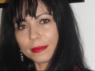 brunette antoniacooper perform dancing