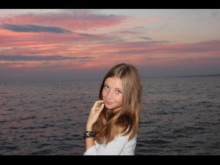 19 yo, girl live sex, straight, white