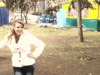 23 años, sexo en directo, sexo en directo chica, vestidas
