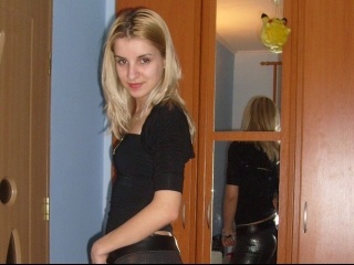 brunette sexymarlen21