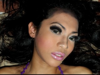 morena clara perform anal