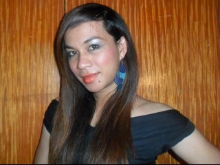 brunette kristine