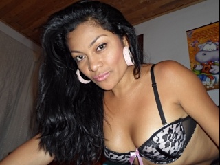 brunette petralatina perform anal