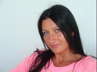 brunette monica