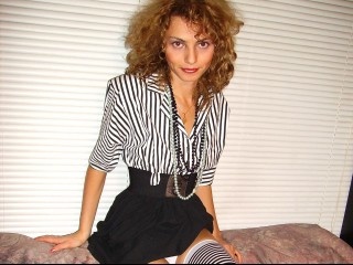 brunette michelle perform anal