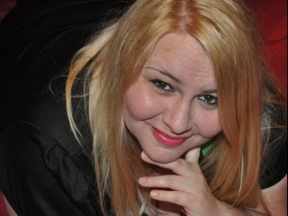 rubias melathielsweet perform bailando