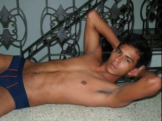 brunette sweettyxboy