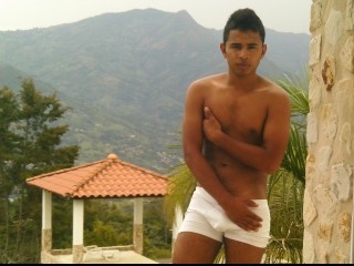 brunette andres
