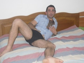 brunette hornydanny66 perform anal