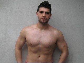 morena musclebiggay69 perform anal