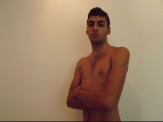 21 yo, gay live sex, short hair, white