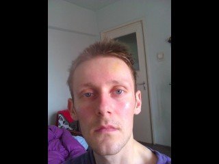 31 yo, gay live sex, short hair, white