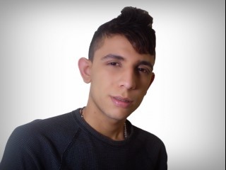 morena sebas calientes perform