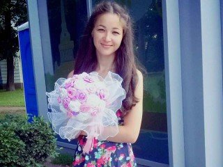 18 yo, girl live sex, long hair, white
