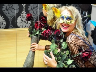 rubias bellemelody perform bailando