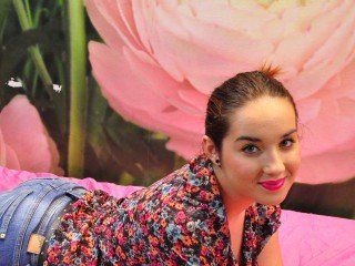 19 yo, girl live sex, straight, white