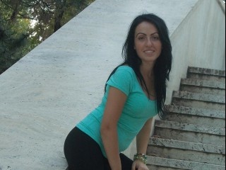 morena allisyasunshine perform bailando