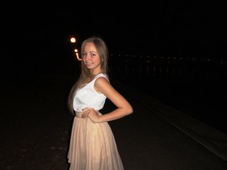 18 yo, girl live sex, petite, white