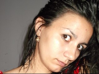brunette xxxevilcat25xxx
