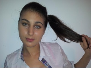 morena sweetysexy69 perform cameltoe