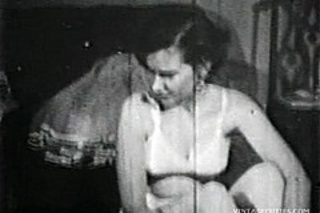 grandes boobed retro milf
