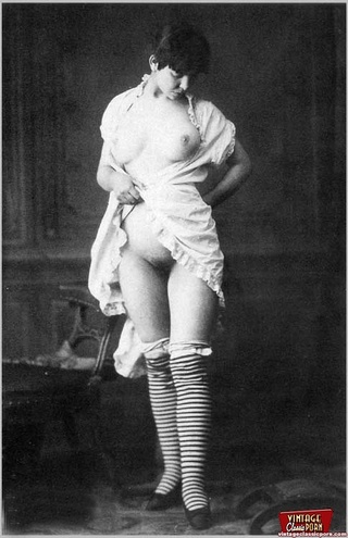 vintage chicks underwear thirties